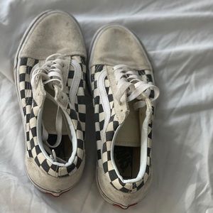 white and black checkerboard old skool vans
